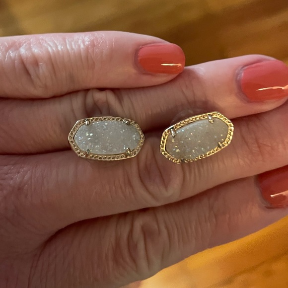 Kendra Scott Stud Earrings - Picture 2 of 2